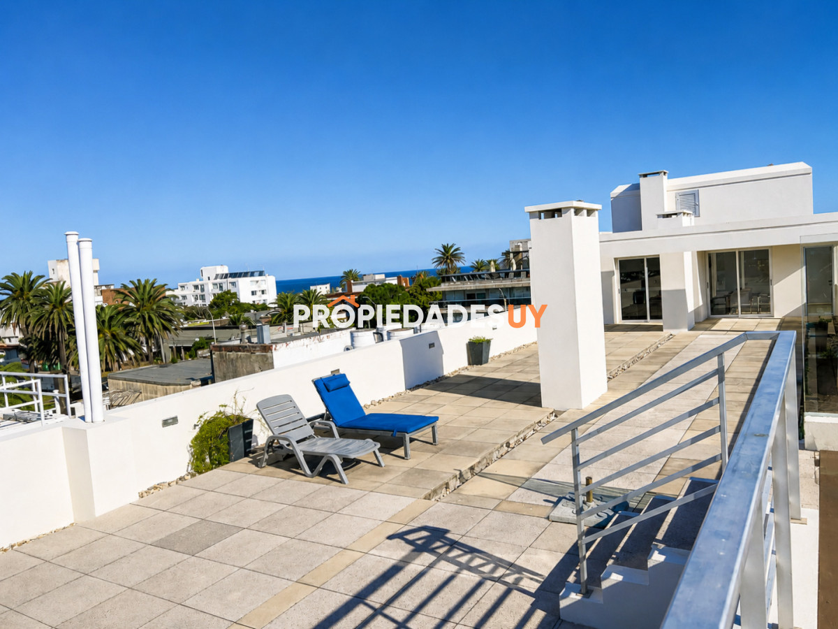 Edificio Ayres del Puerto Punta del Este