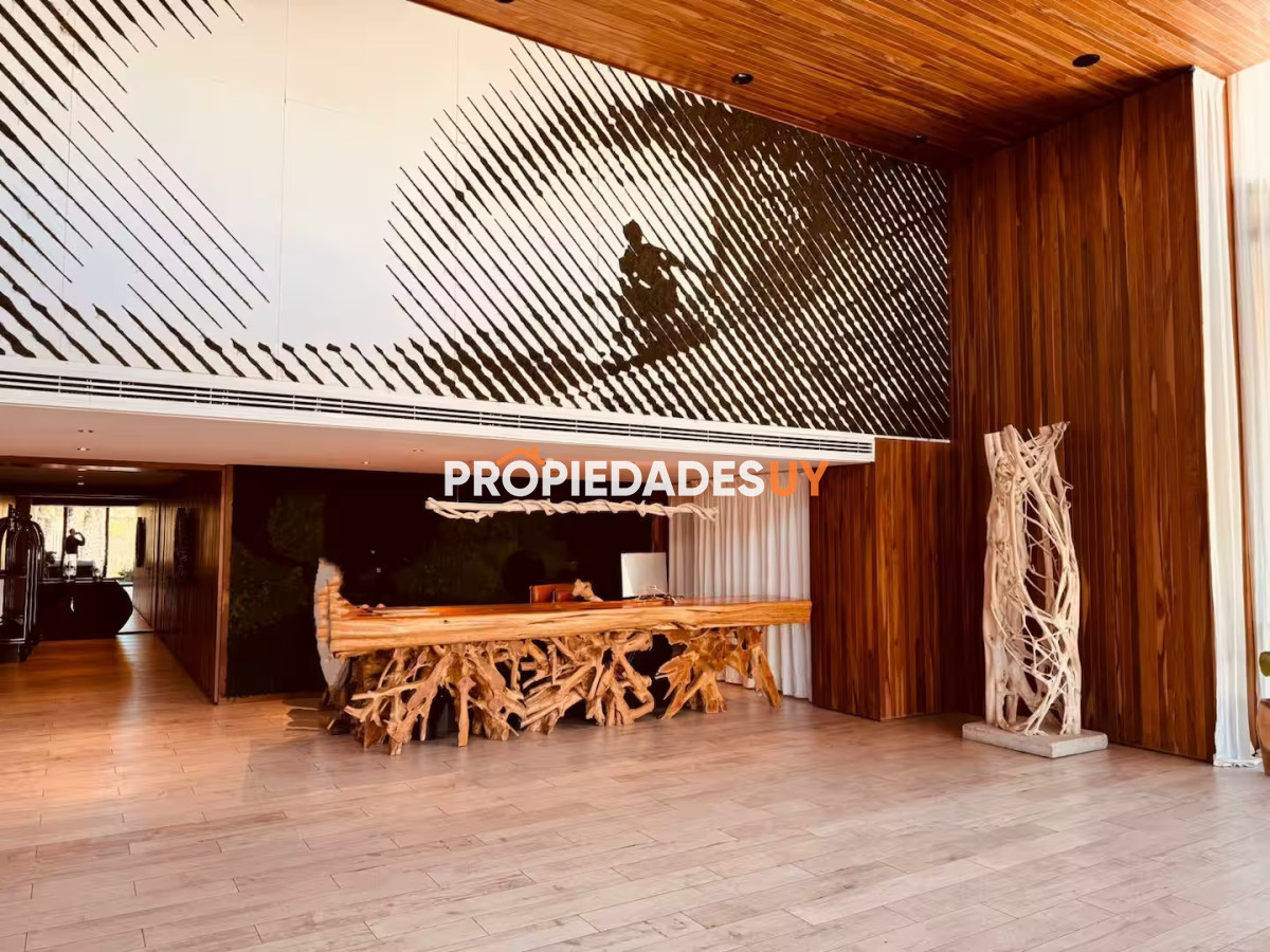 Surfside Village Punta del Este