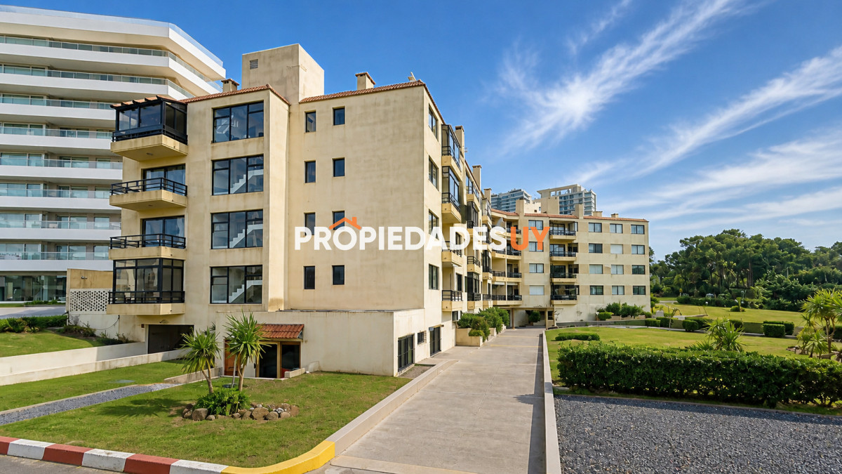 Edificio Antibes Punta del Este