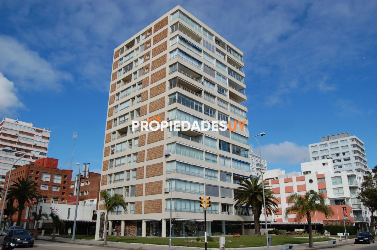Edificio il Campidoglio Punta del Este