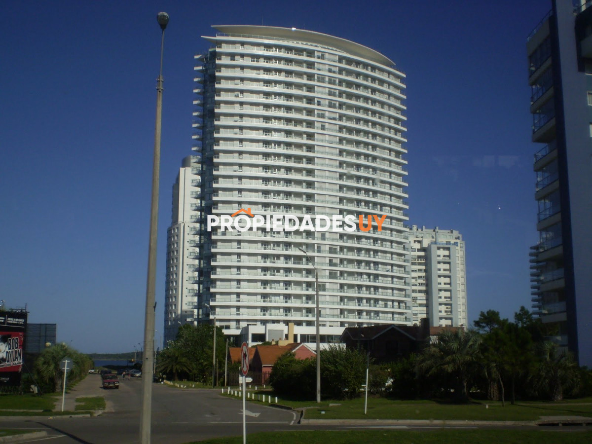 Edificio Season Tower Punta del Este