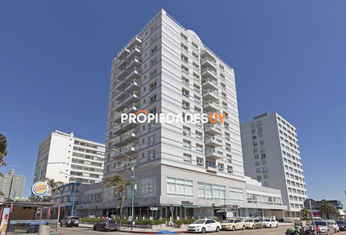 Edificio Lux Tower Punta del Este