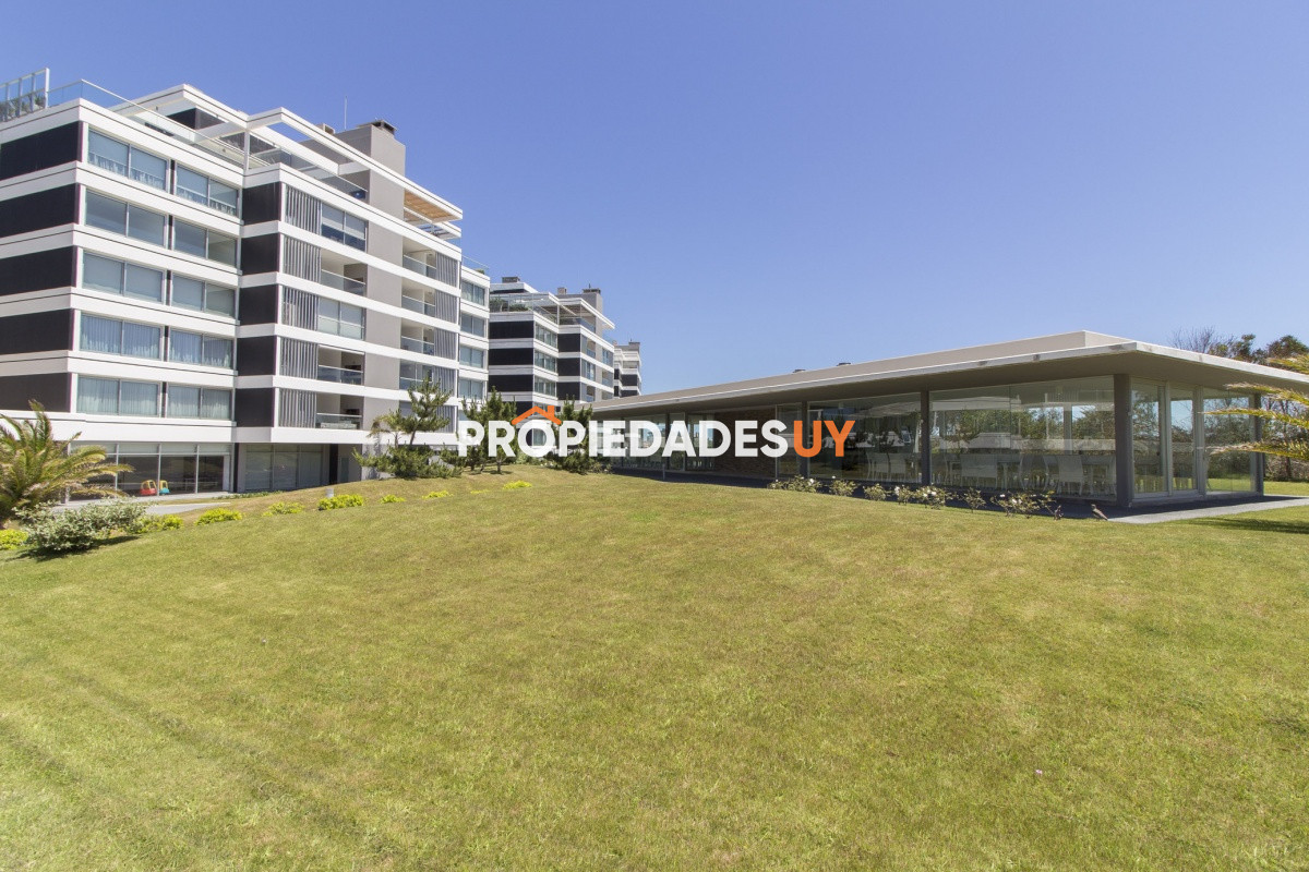 Edificio Tiburon Terrazas Punta del Este