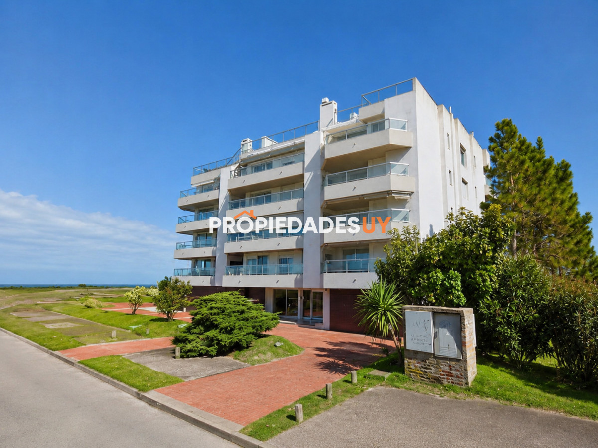 Edificio Laguna Punta del Este
