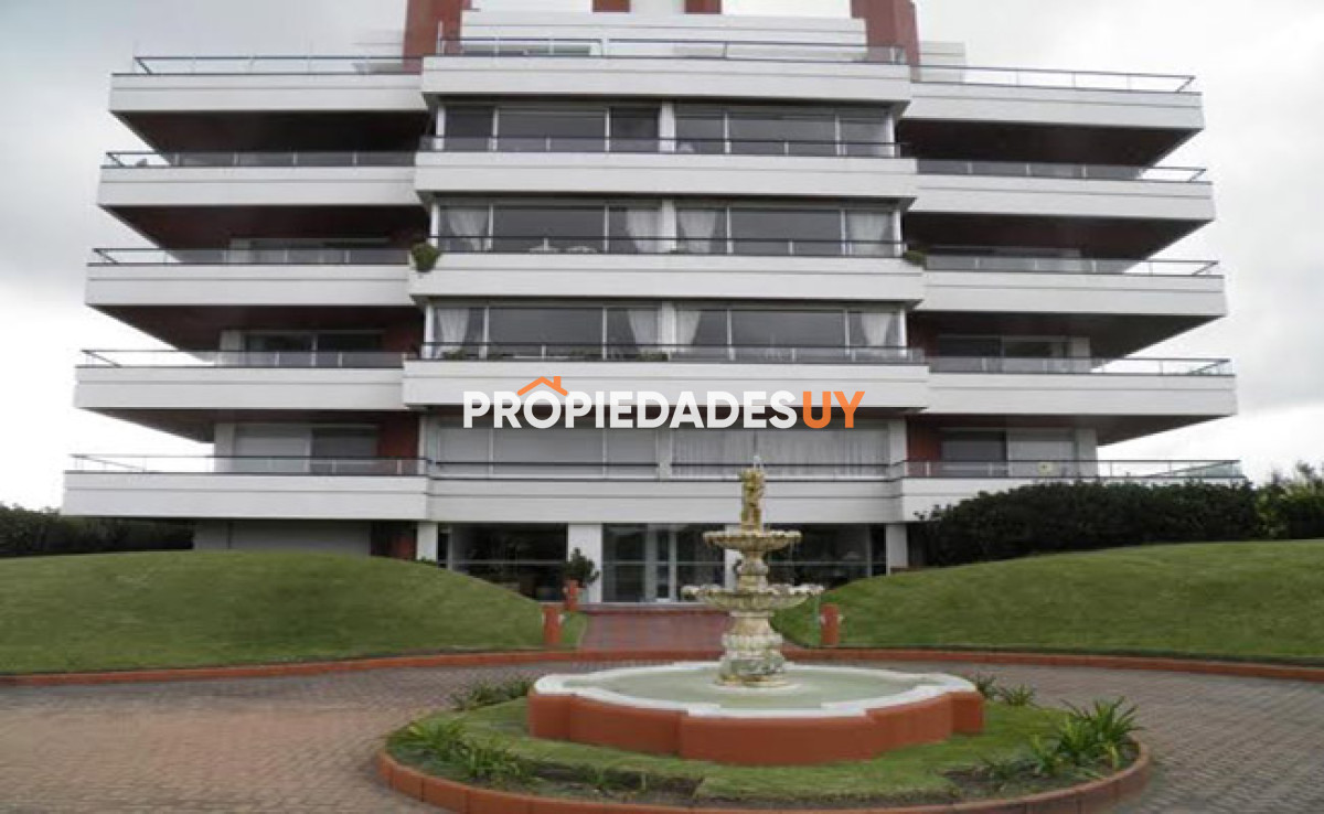Edificio Aguas Azules  Punta del Este