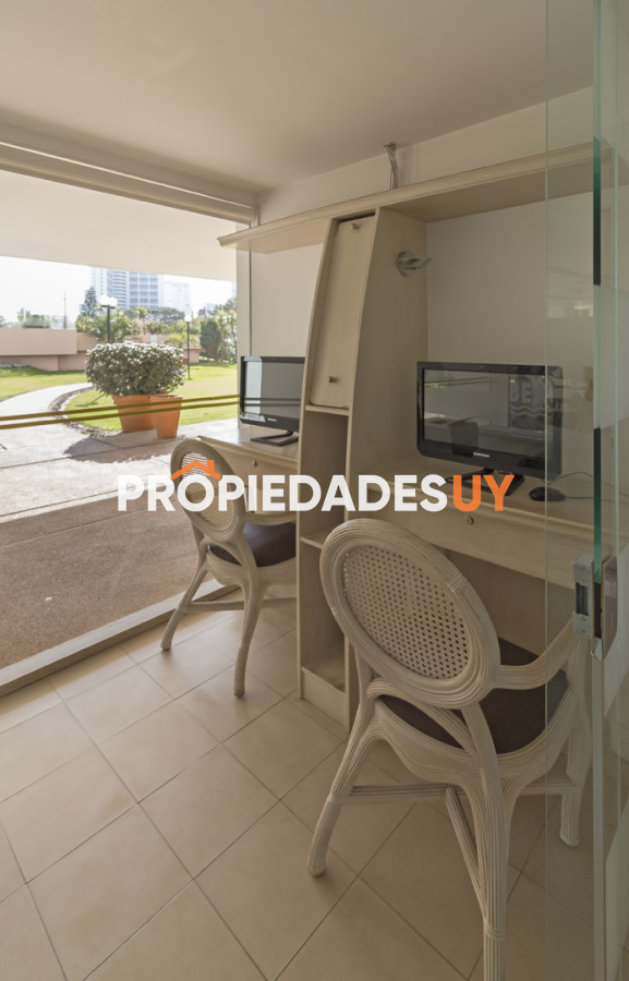 Edificio Long Beach Punta del Este
