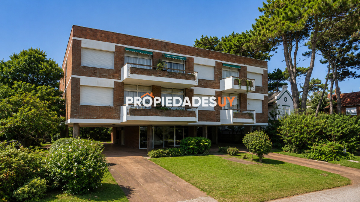 Edificio camaro Punta del Este