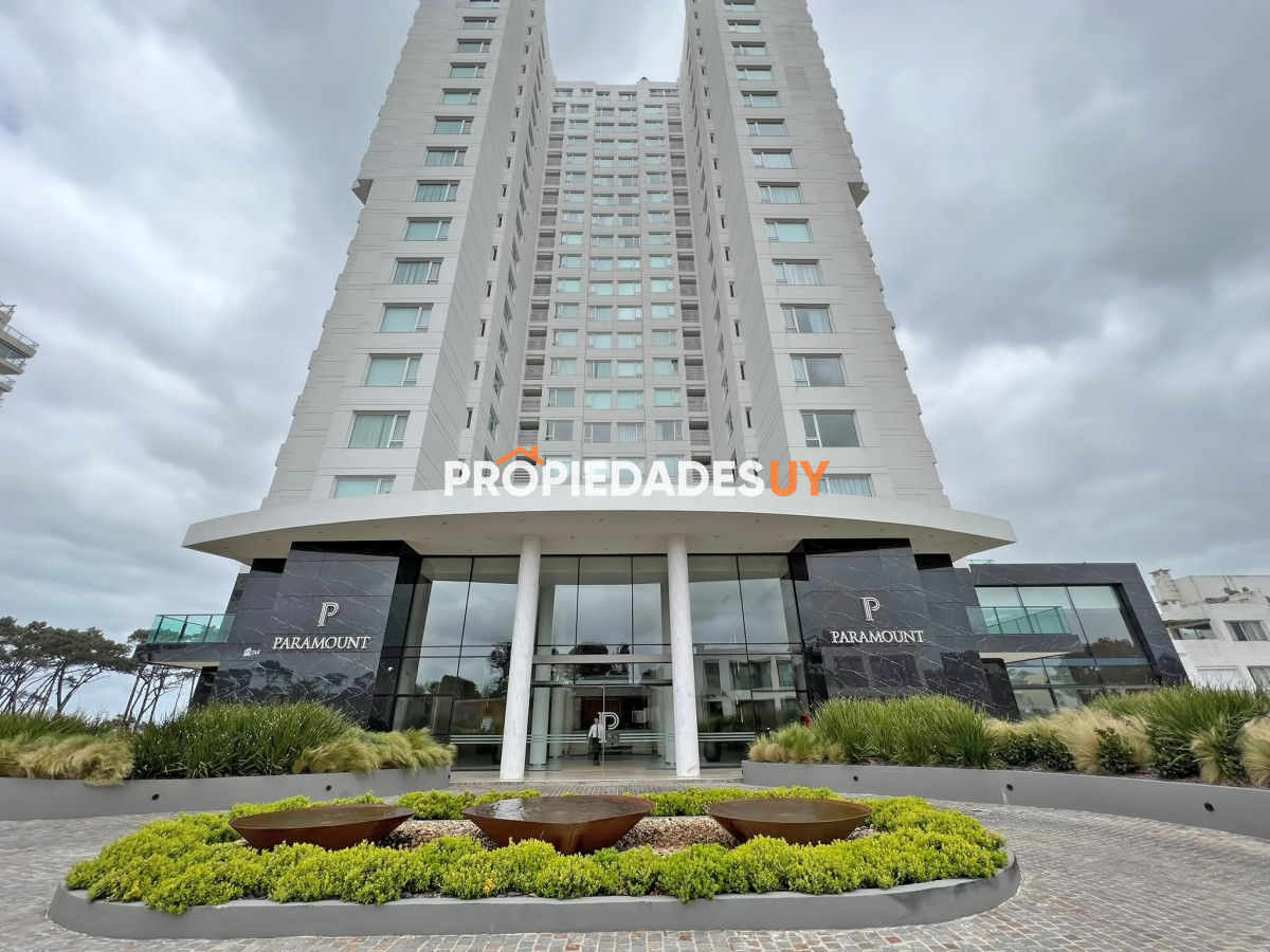Paramount Tower Punta del Este