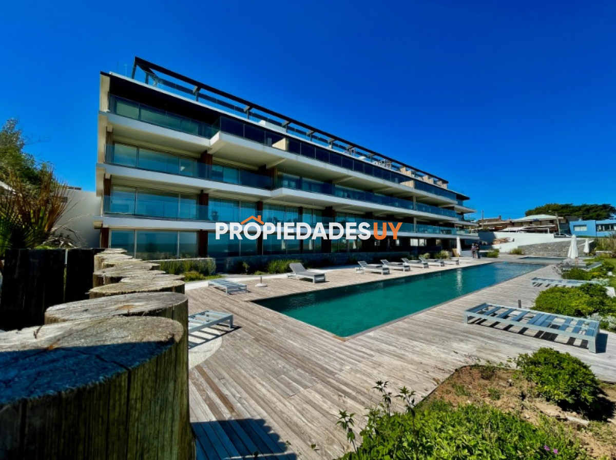 Moorea Bay l Punta del Este