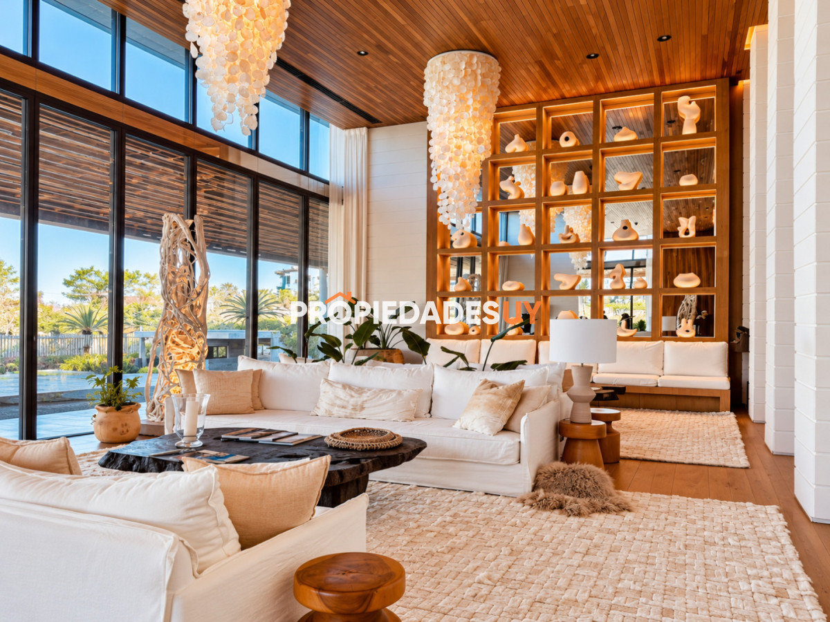 Surfside Village Punta del Este