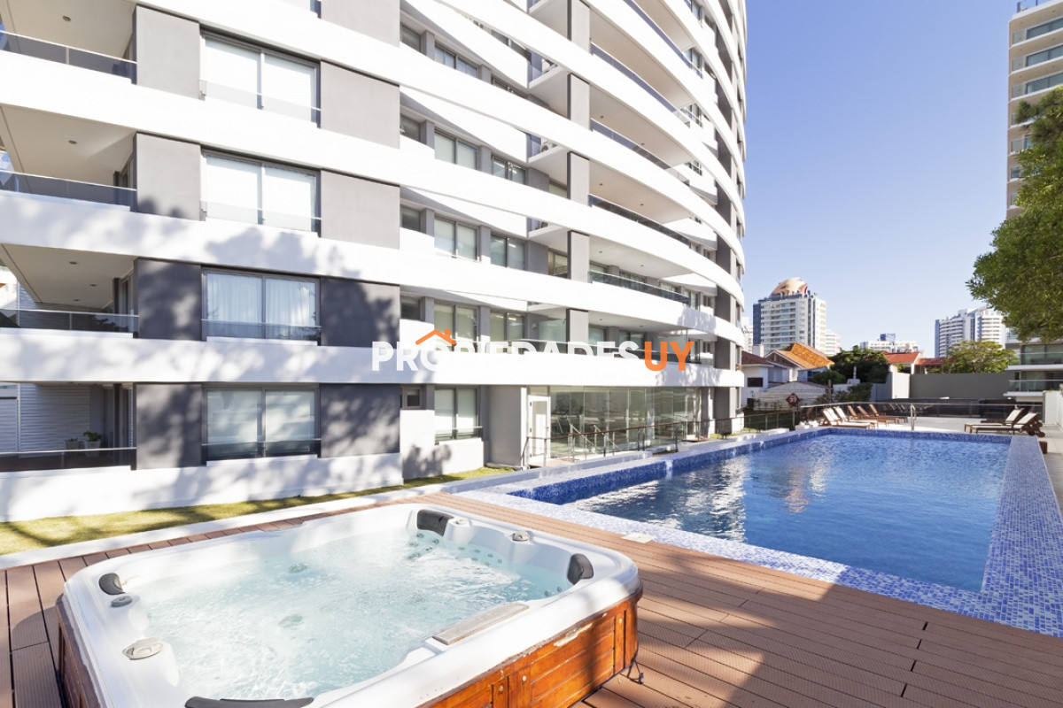 Torre Esmeralda Punta del Este