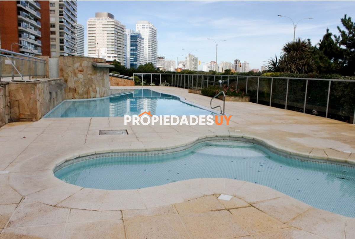 Edificio Tunquelen l Punta del Este