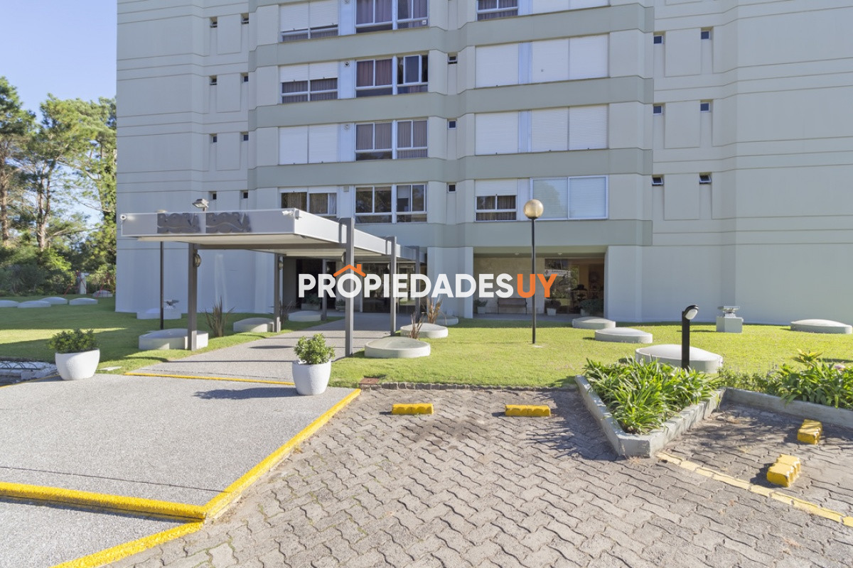 Edificio Bora Bora Punta del Este