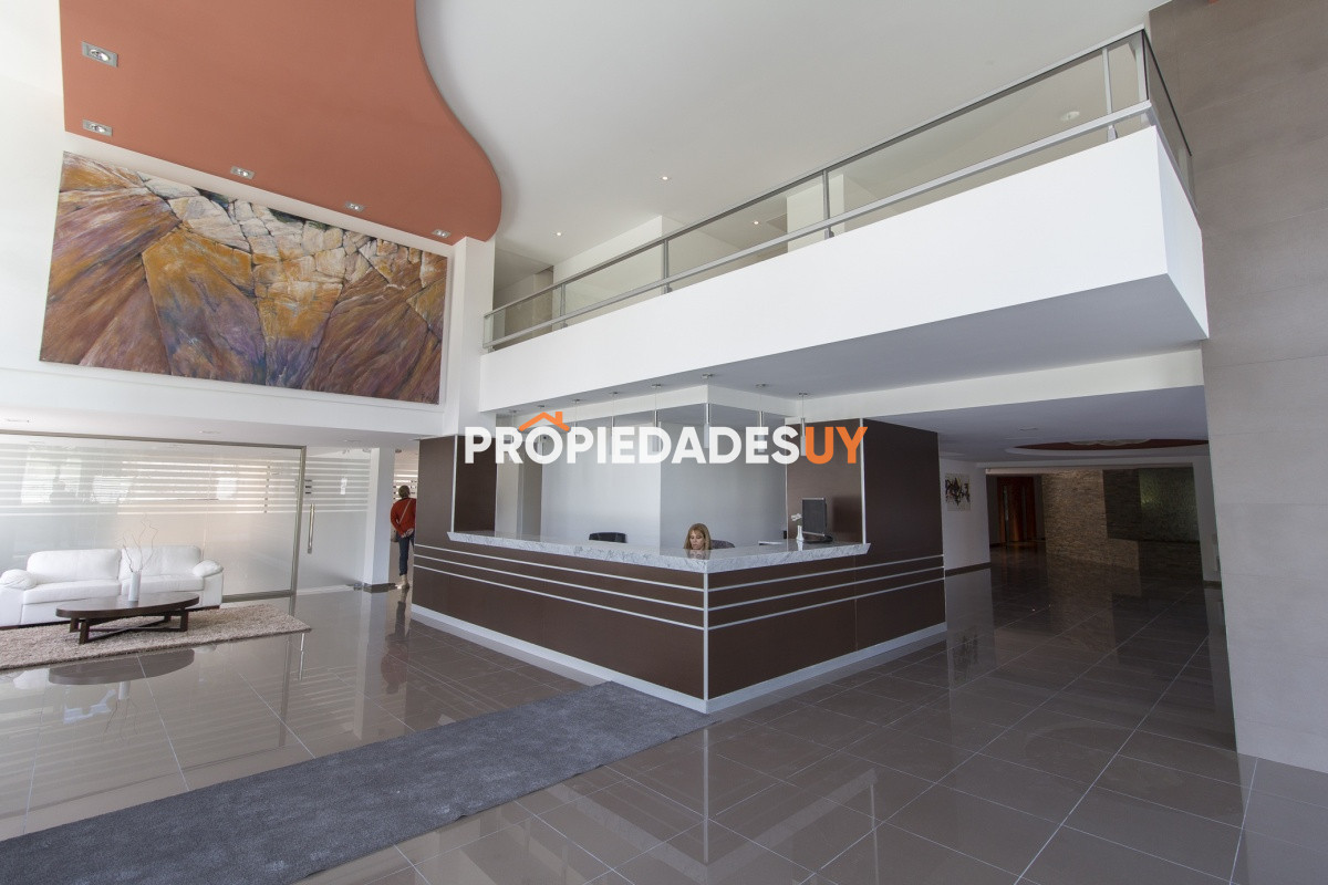 Edificio Stradivarius Punta del Este