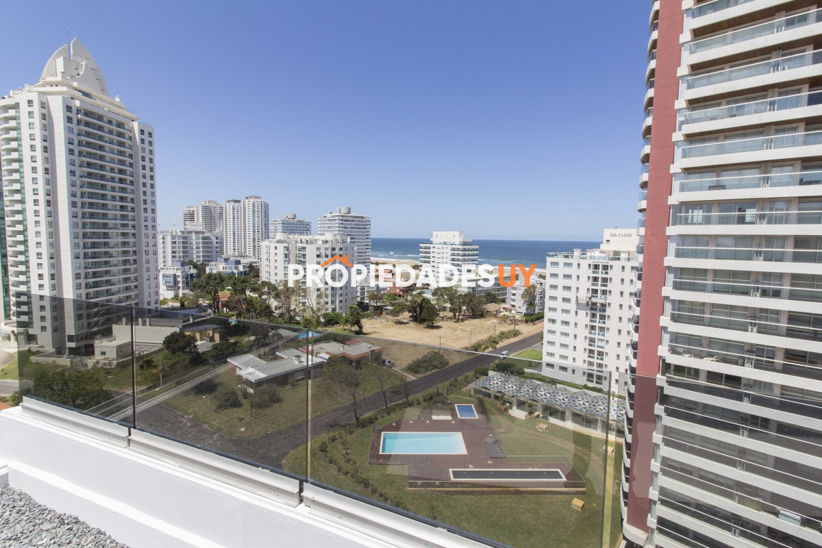 Torre Esmeralda Punta del Este