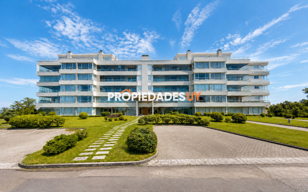 Edificio Bahia Brava Punta del Este