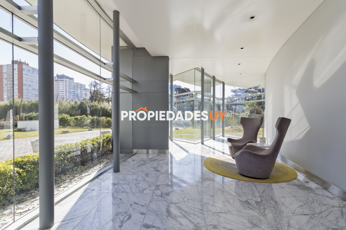 Edificio Sunrise Tower Punta del Este