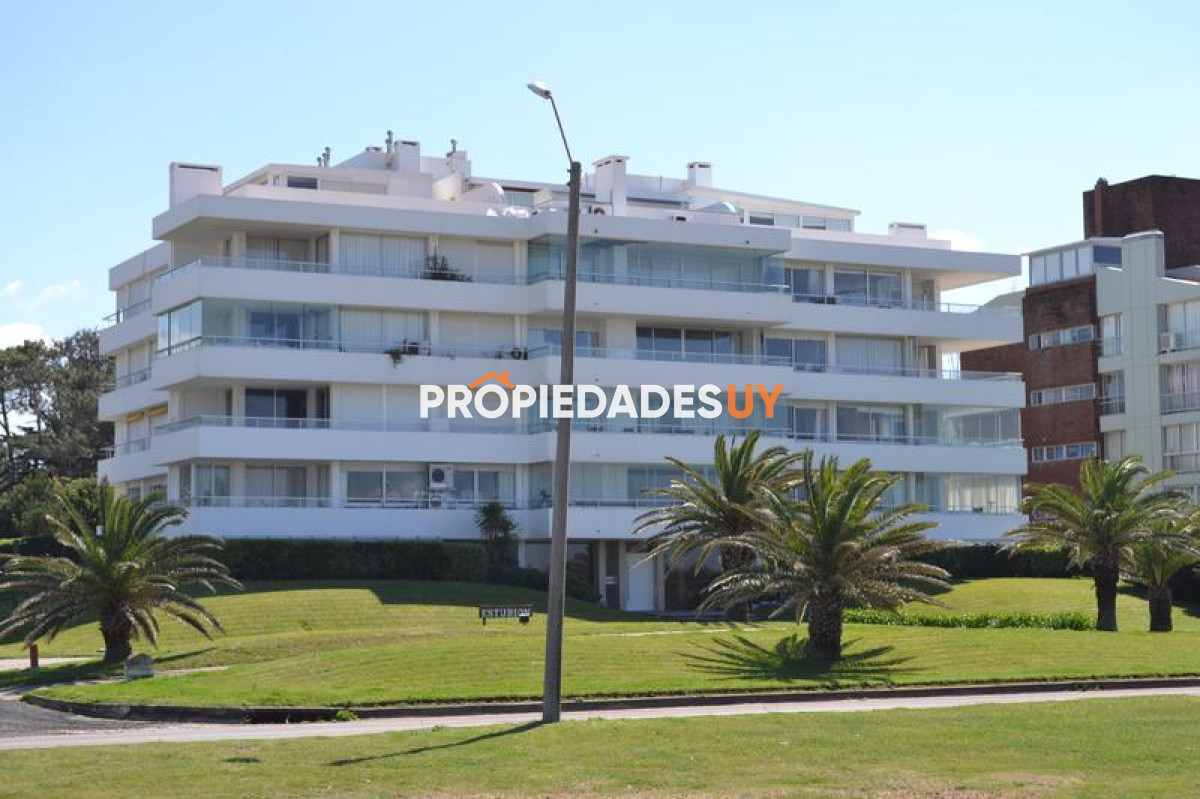 Edificio Esturion Punta del Este