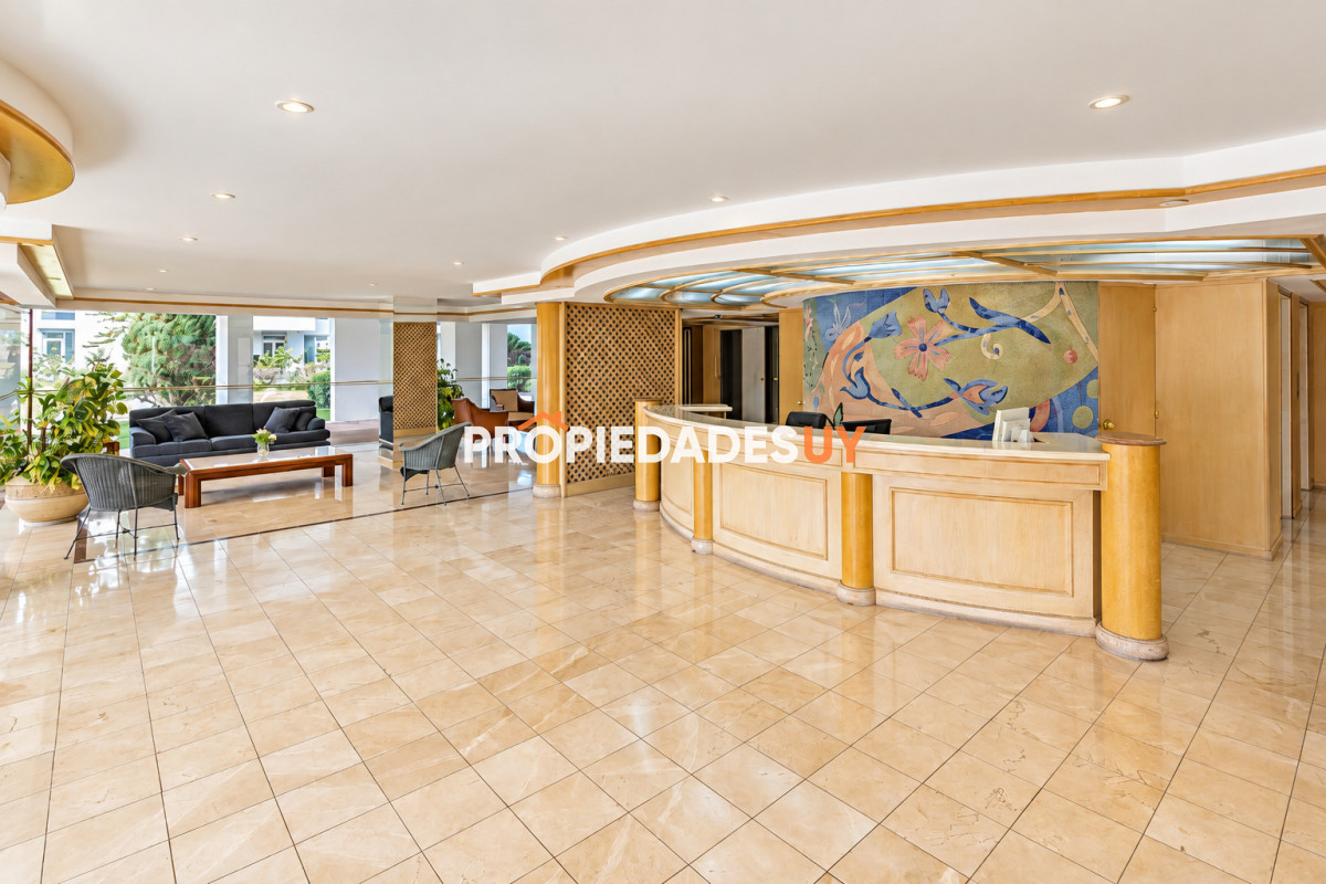 Edificio Long Beach Punta del Este