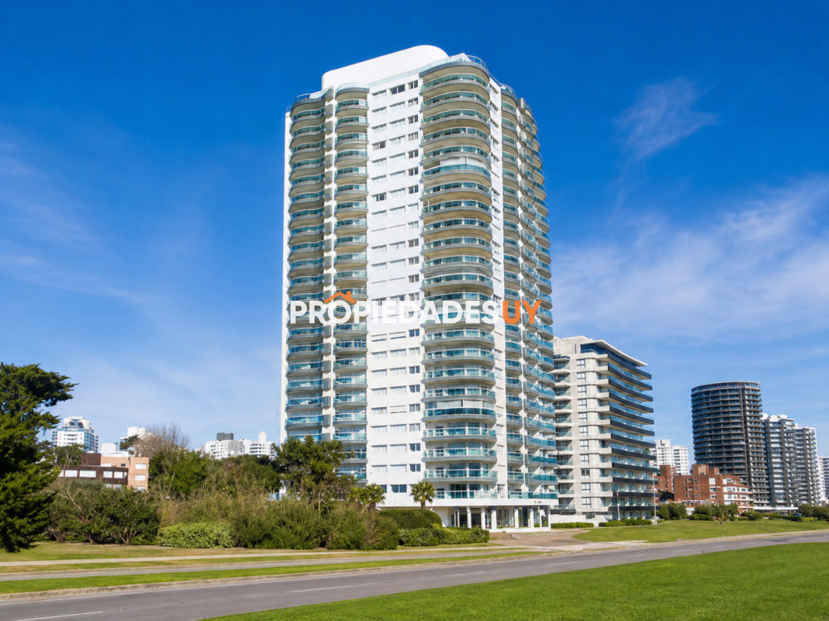 Edificio Casino Tower Punta del Este