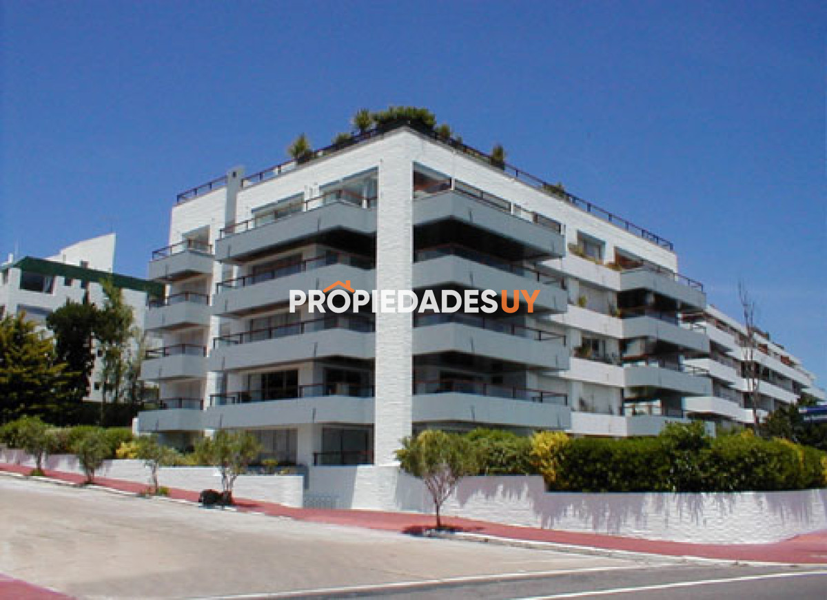 Edificio Espigon Pueyrredon Punta del Este