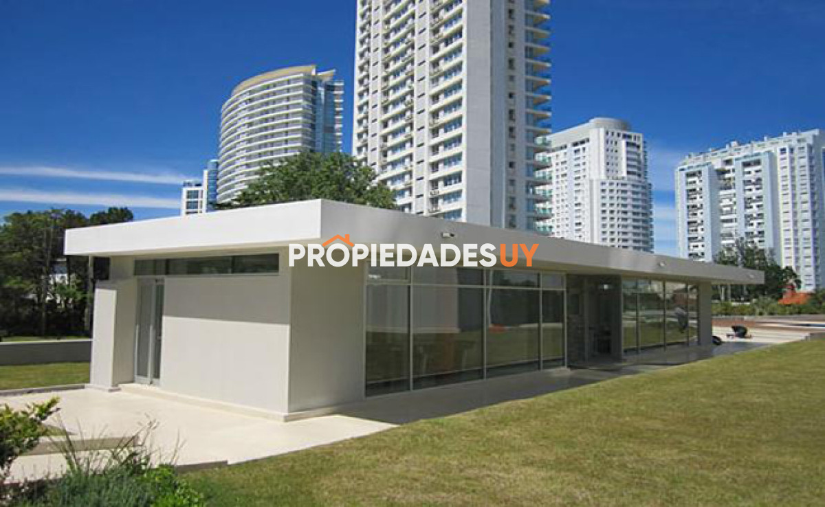 Miami Boulevard Punta del Este