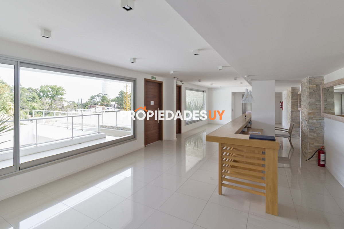 Edificio Emerald Punta del Este