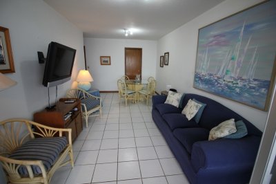 Apartamento en alquiler en Península frente al mar.