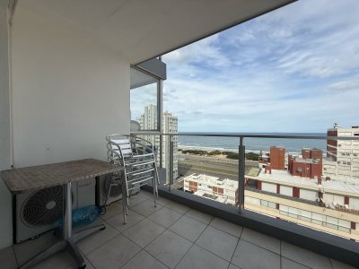 Apartamento en Brava, 2 dormitorios *