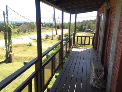 En venta y alquiler, casa en La Juanita !!!