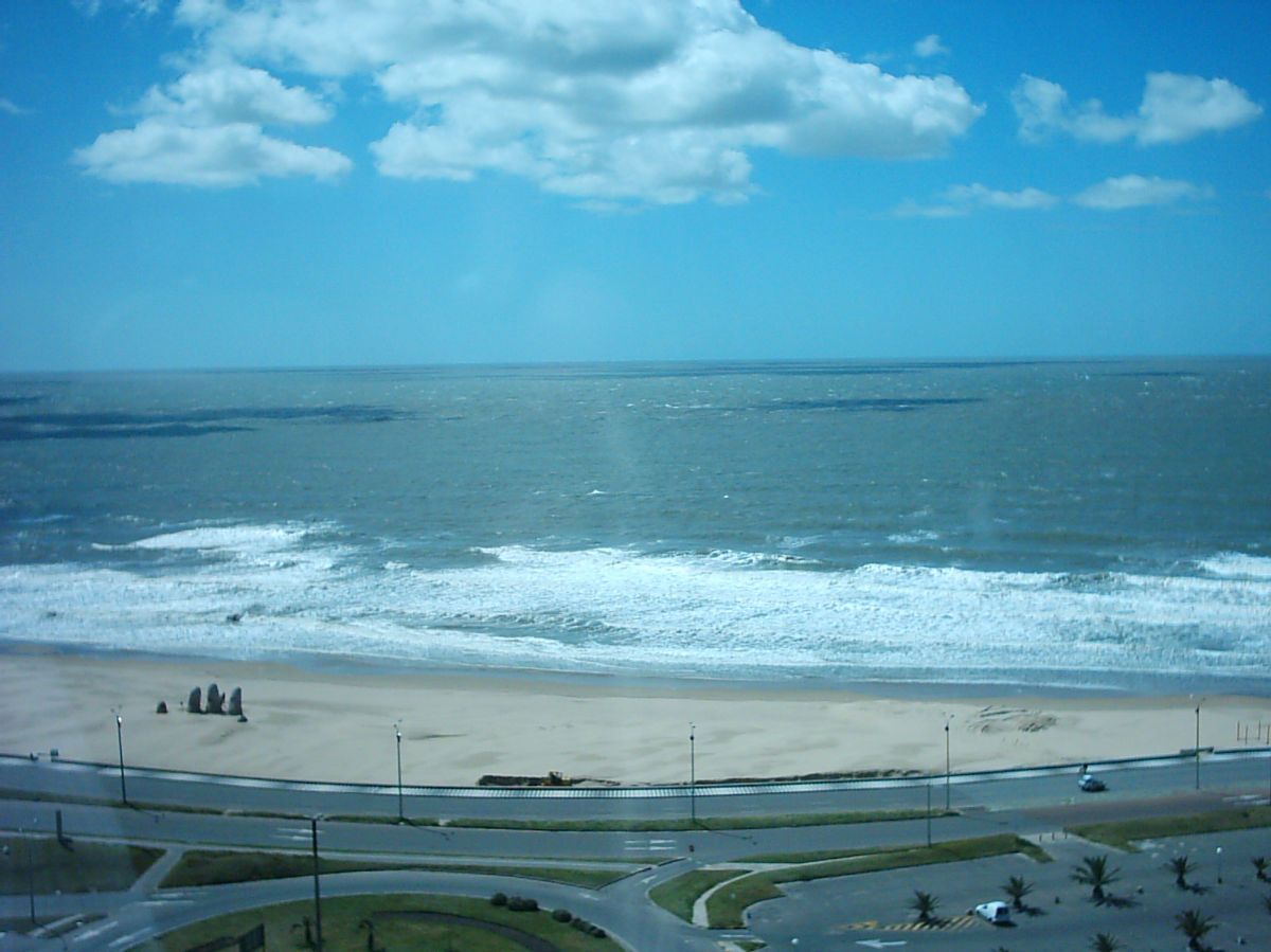 FRENTE A LA PLAYA