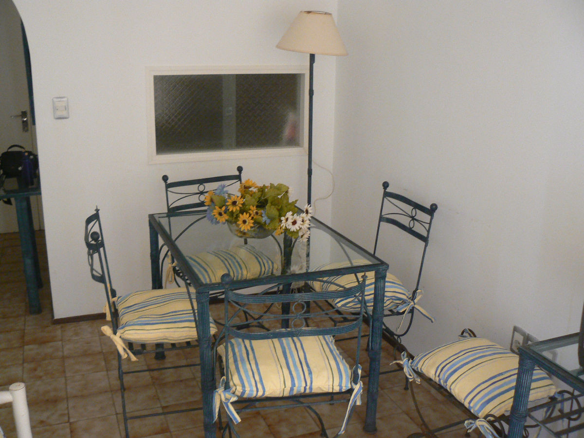 MUY LINDO APARTAMENTO A UNA CUADRA DEL MAR