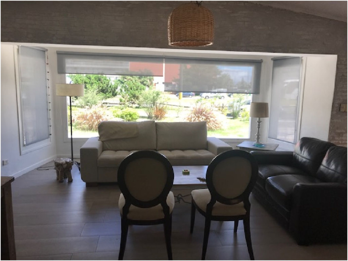 A METROS DE LA PLAYA 