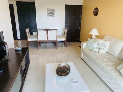 APARTAMENTO EN ALQUILER TEMPORAL