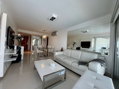 EXCEPCIONAL APARTAMENTO EN VENTA DE 2 DORMITORIOS MIAMI BOULEVARD 