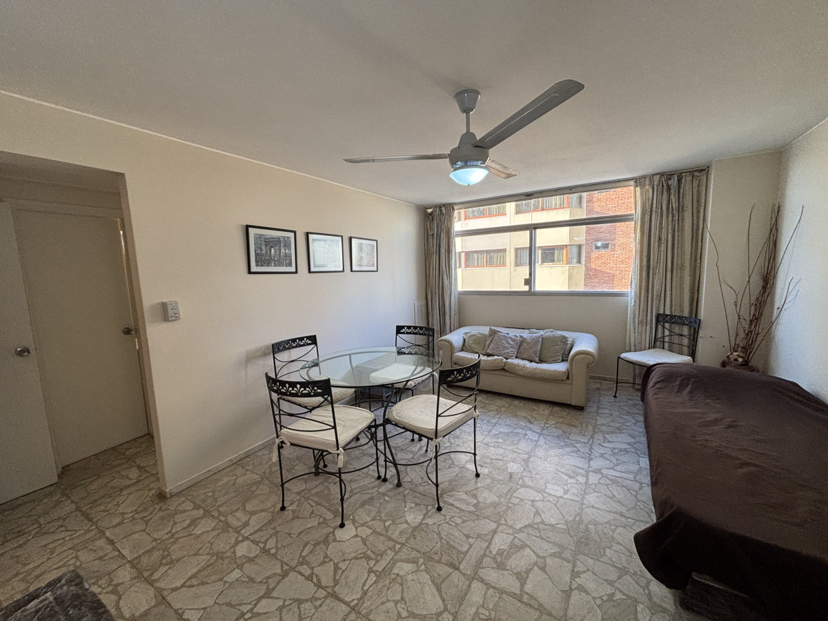 Apartamento de 1 dormitorio en oportunidad