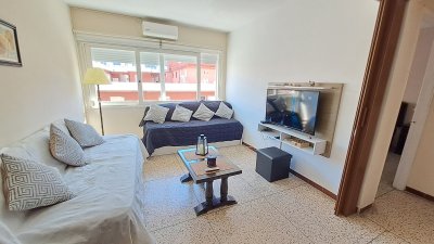 Apartamento en ALQUILER DE TEMPORADA - Zona Península. Ref. 4405