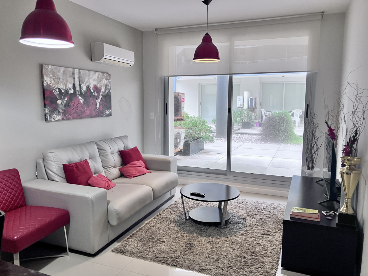 Imagen de Apartamento en venta en Península.  