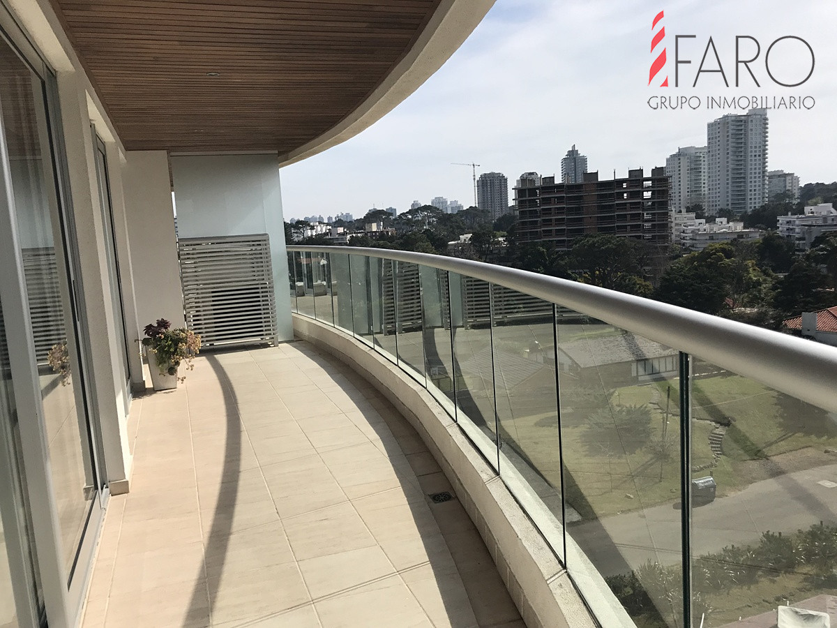 Brava - GoPunta - Portal Inmobiliario de Punta del Este - Maldonado