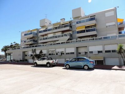 Apartamento de 1 dormitorio y medio en Peninsula