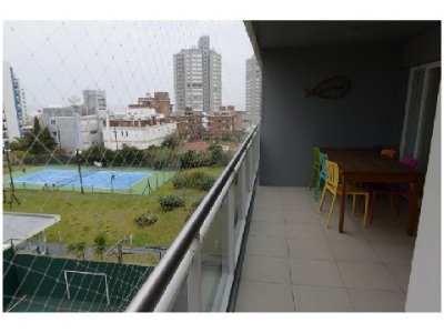 Apartamento en Brava 3 dormitorios con garage