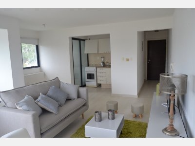 Apartamento en Roosevelt 1 dormitorio con garage