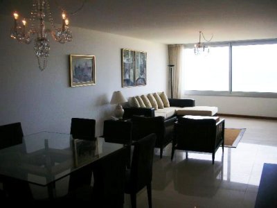 Apartamento en Brava, 3 dormitorios *