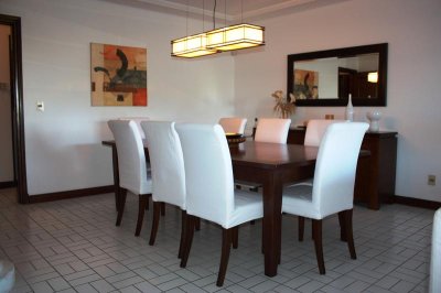 Apartamento en la Brava 3 dormitorios con terraza y parrillero