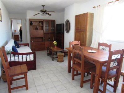 Apartamento en Península 1 dormitorio con cochera