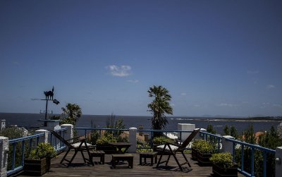 Casa en la Península 5 dormitorios con azotea, parrillero, piscina y garage