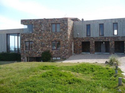 Casa sobre el mar en La Barra