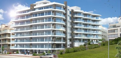 Apartamento en pozo en la Península 3 dormitorios con terraza y parrillero