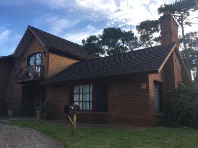 Casa en Cantegril - Punta del Este