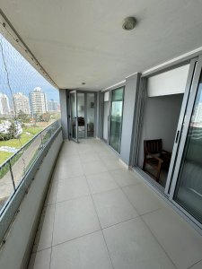 Brava, Pda 6. Edificio Full Amenities. 2 dormitorios, 2 baños. Servicio de playa y limpieza semanal.